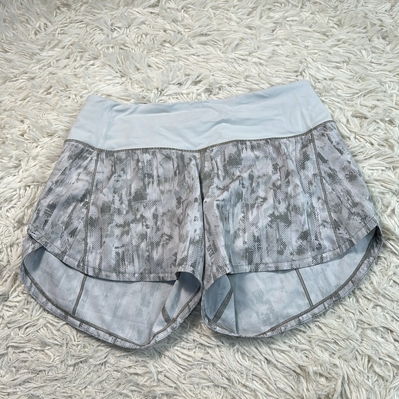 Lululemon Speed Up Short Long *4" Updated Fit City Breeze Alpine White Multi / A - Picture 1 of 6